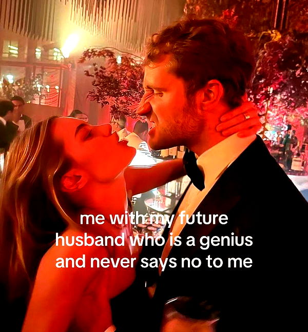 ellieblue2842 image ~ Altpins