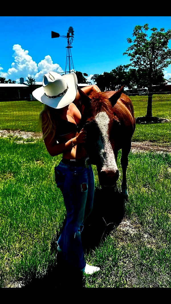 ellieblue2842 image ~ Altpins