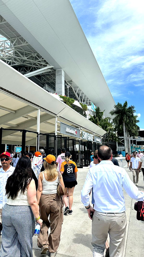 ellieblue2842 image ~ Altpins