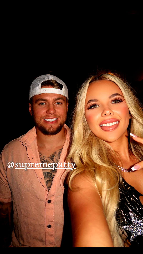 ellieblue2842 image ~ Altpins