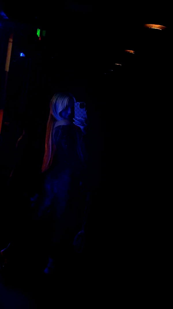 ellieblue2842 image ~ Altpins