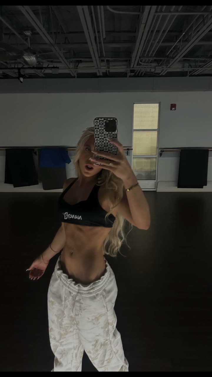 ellieblue2842 snapchat image archive image