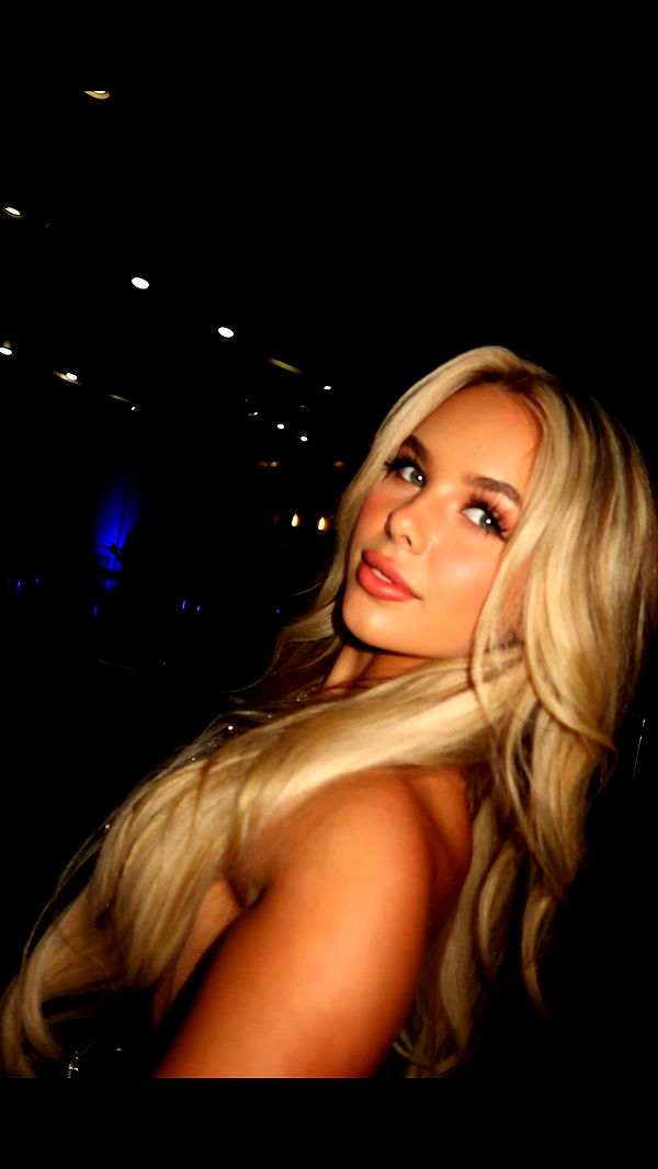 ellieblue2842 image ~ Altpins