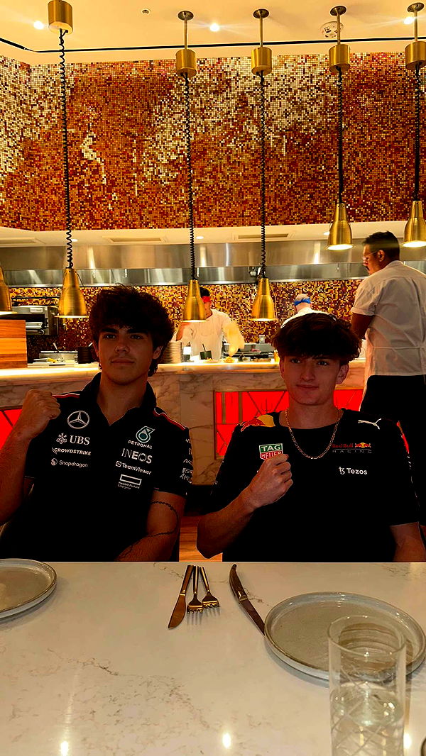 ellieblue2842 image ~ Altpins