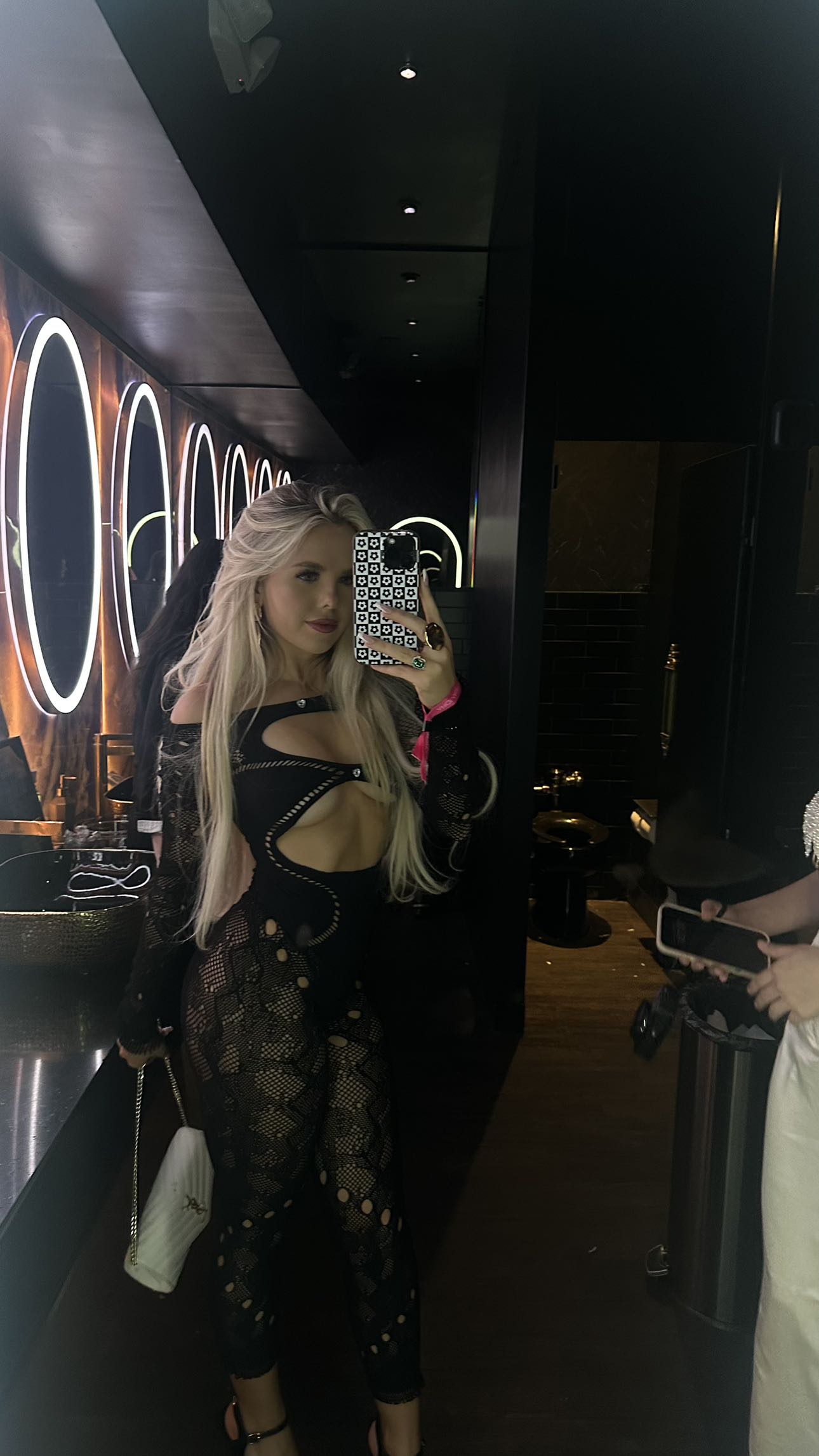 ellieblue2842 snapchat image archive image