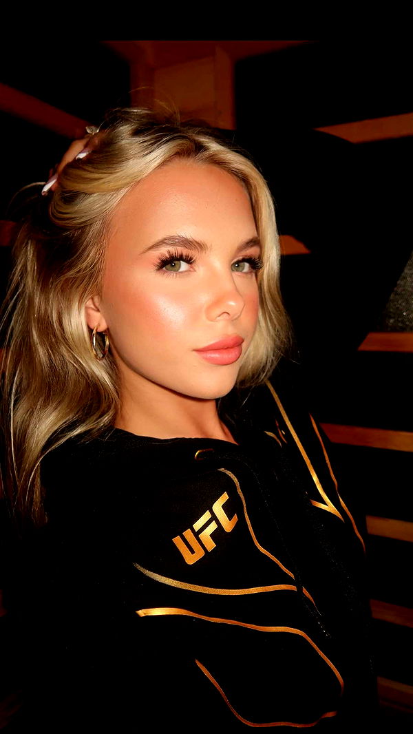 ellieblue2842 image ~ Altpins