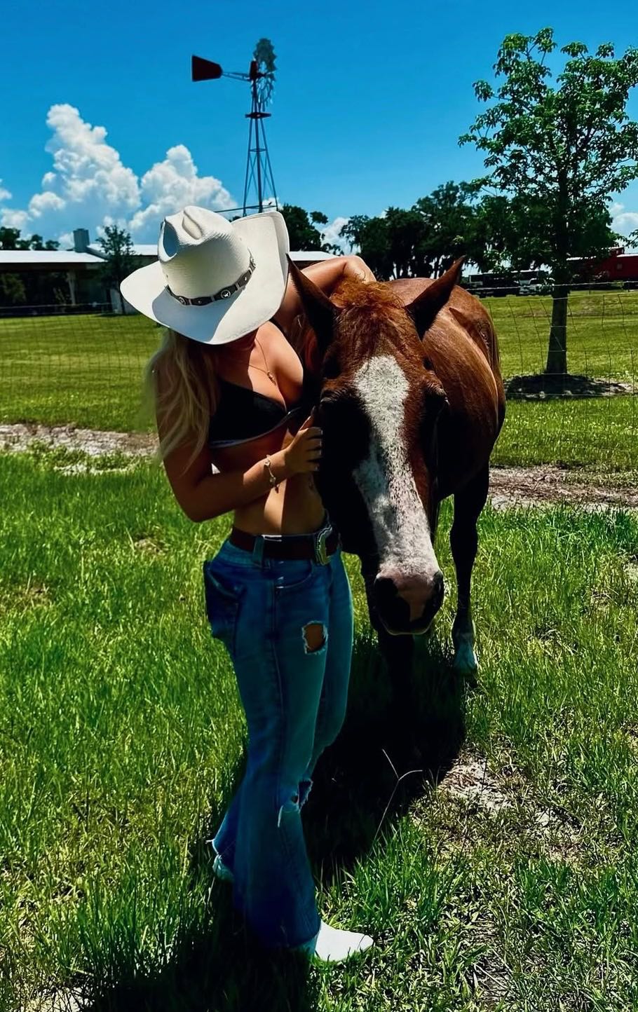 ellieblue2842 snapchat image archive image