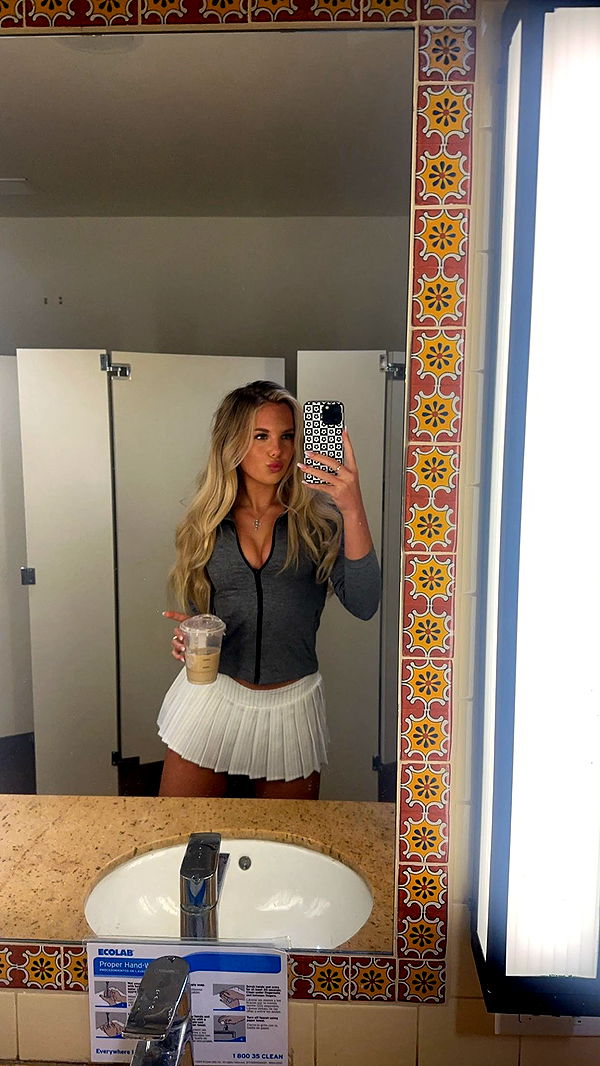 ellieblue2842 image ~ Altpins