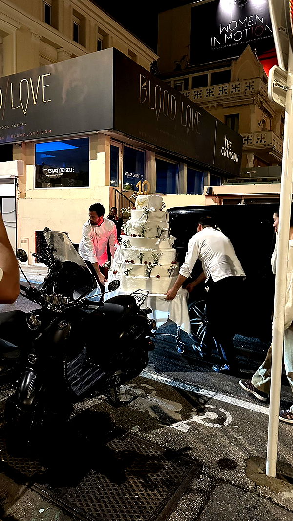 ellieblue2842 image ~ Altpins