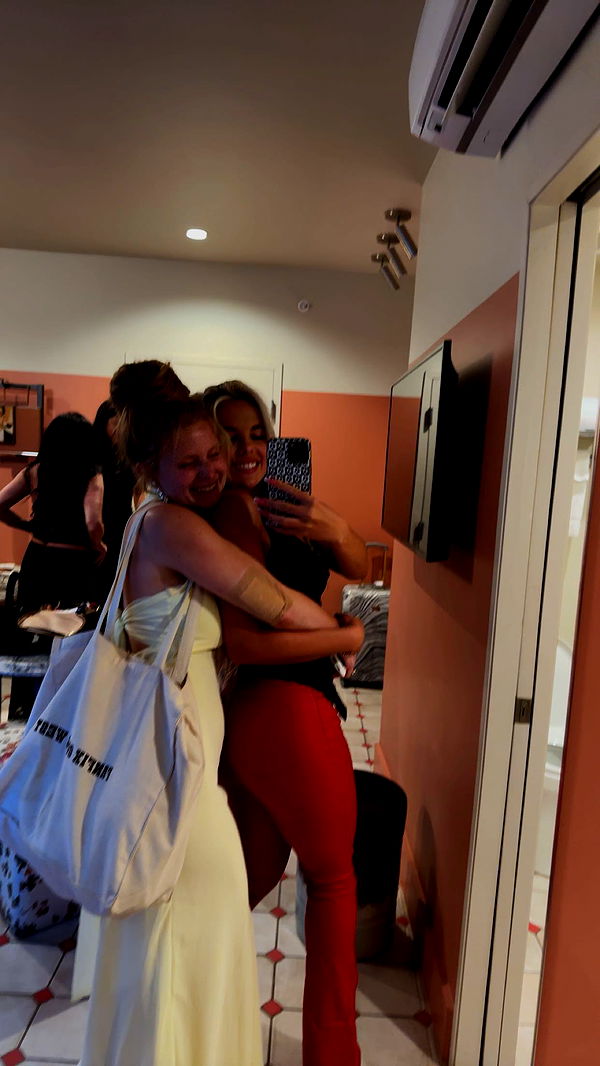 ellieblue2842 image ~ Altpins