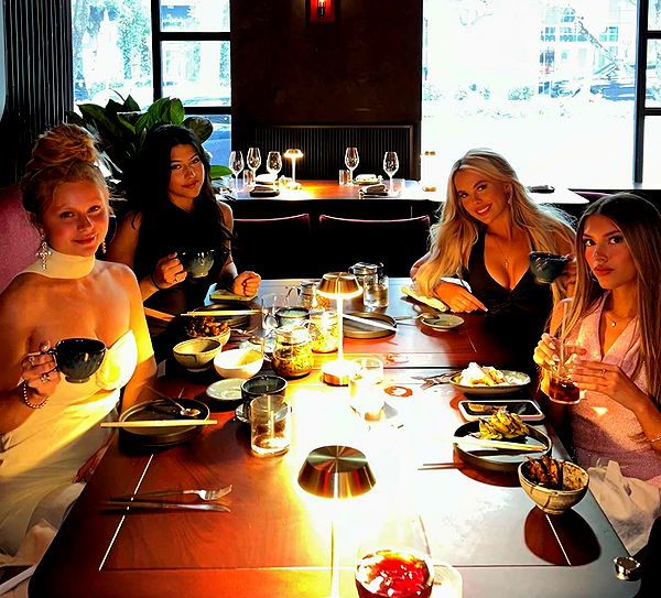 ellieblue2842 image ~ Altpins