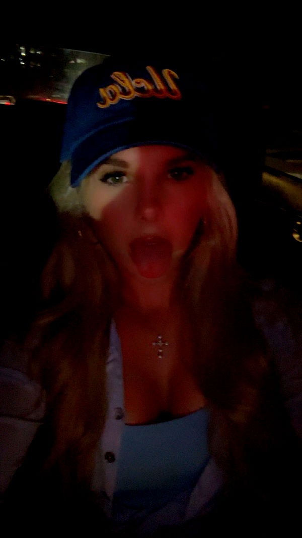 ellieblue2842 image ~ Altpins