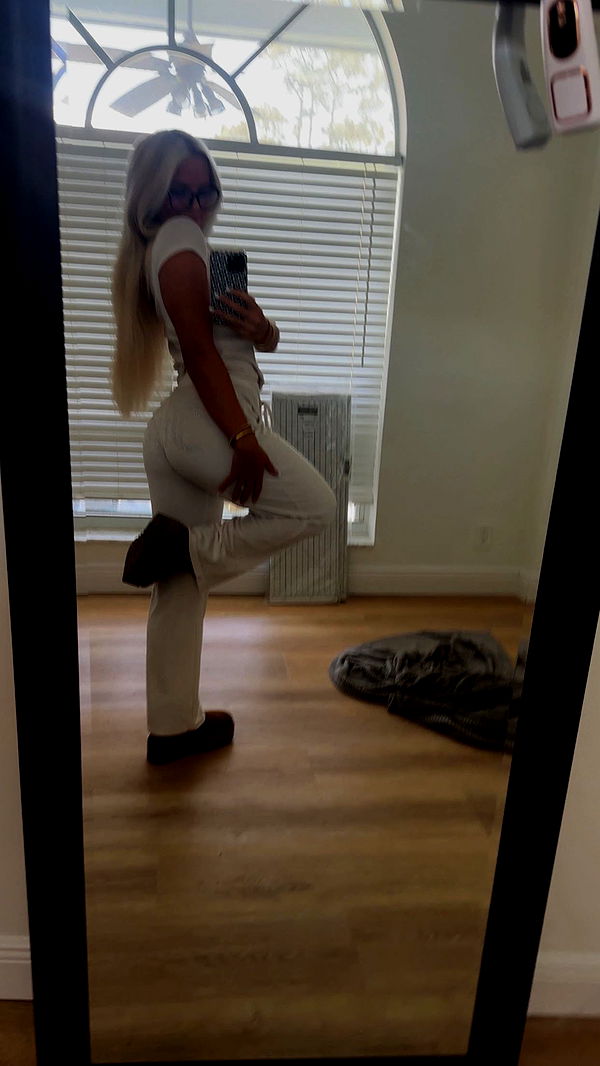 ellieblue2842 image ~ Altpins