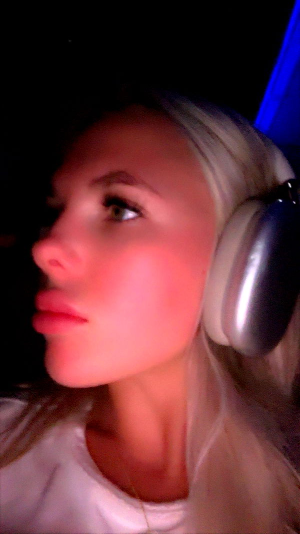 ellieblue2842 image ~ Altpins