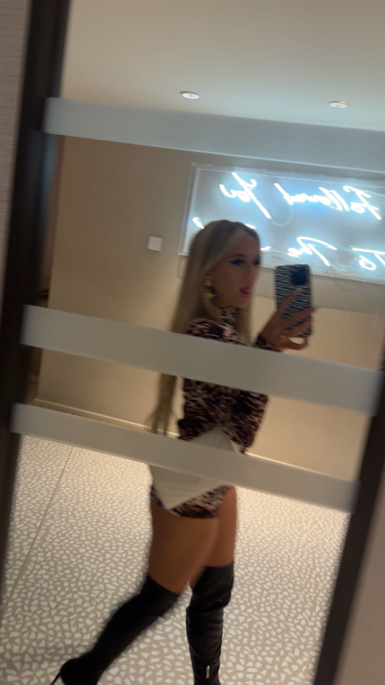 ellieblue2842 snapchat image archive image