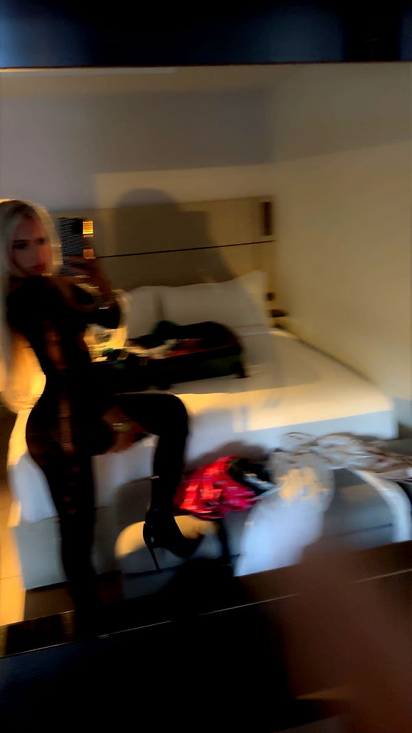 ellieblue2842 image ~ Altpins