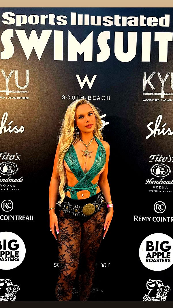 ellieblue2842 image ~ Altpins