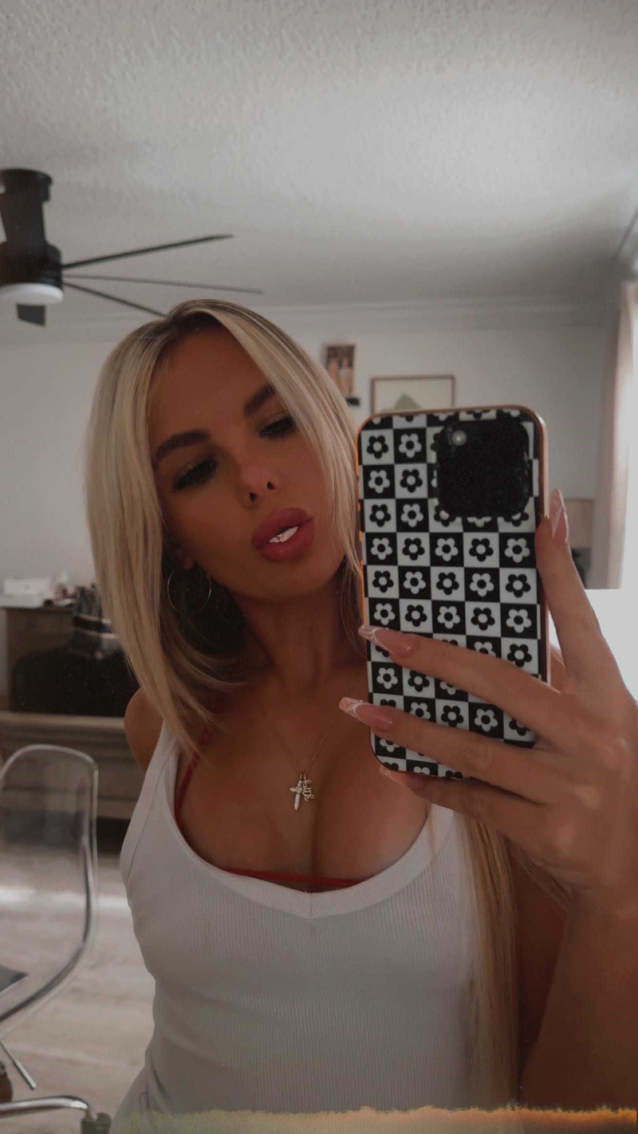 ellieblue2842 snapchat image archive image