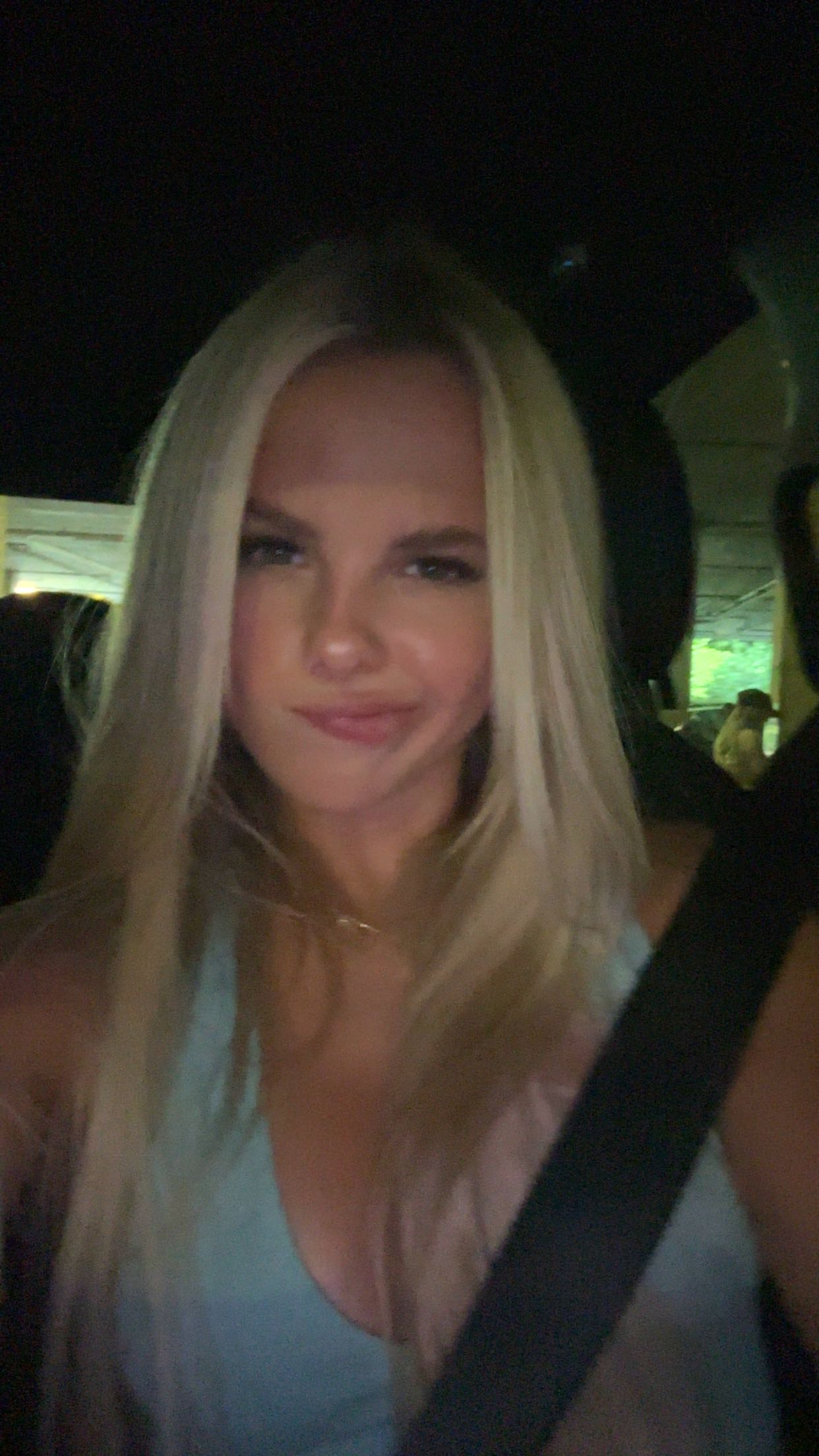 ellieblue2842 snapchat image archive image