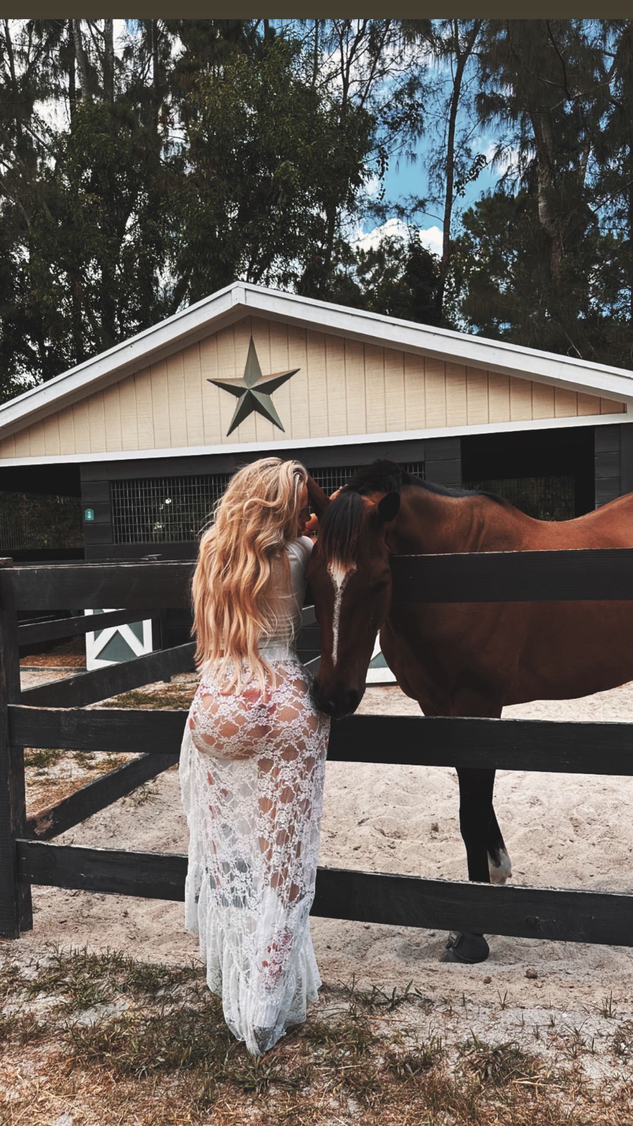 ellieblue2842 snapchat image archive image