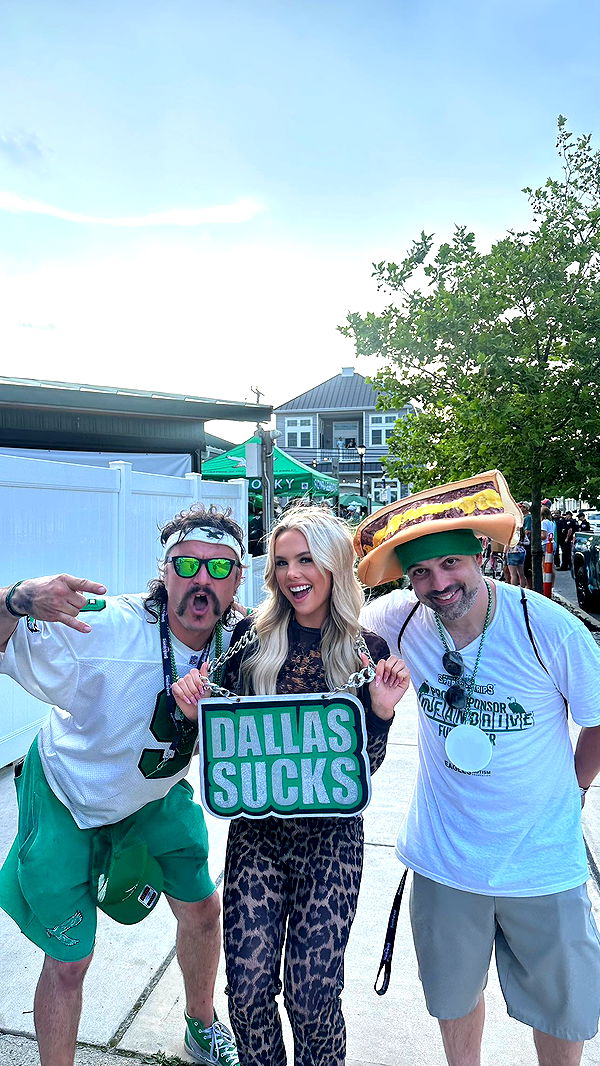 ellieblue2842 image ~ Altpins