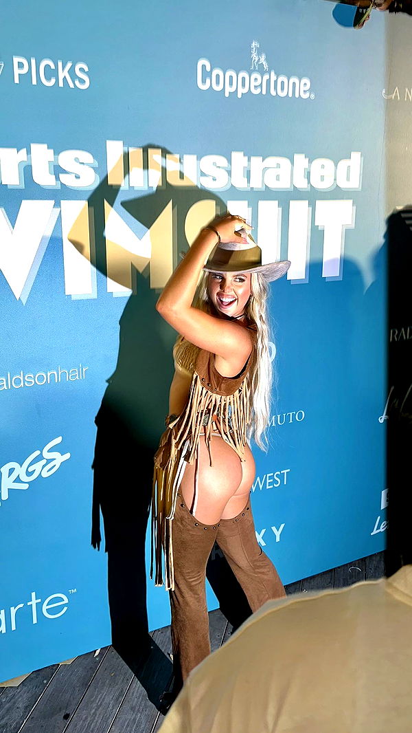 ellieblue2842 image ~ Altpins