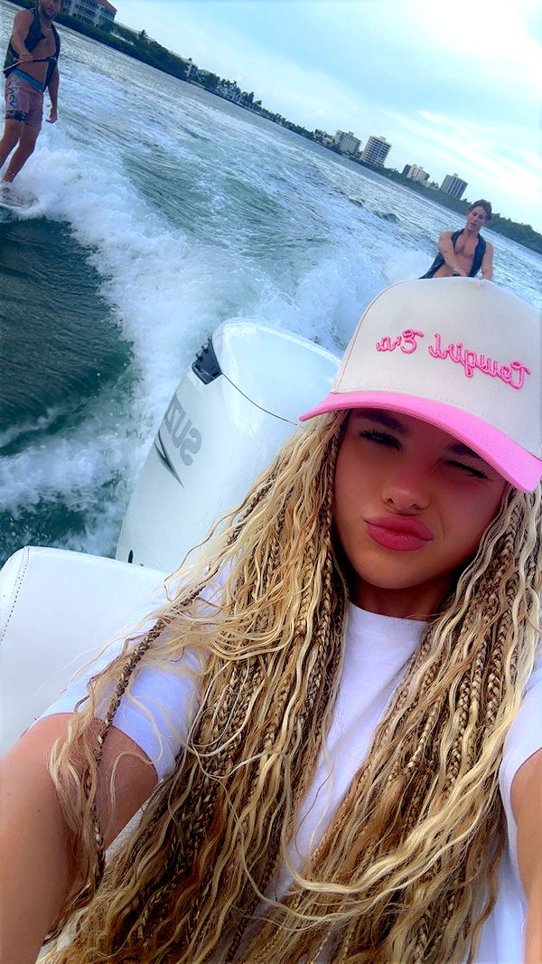 ellieblue2842 image ~ Altpins