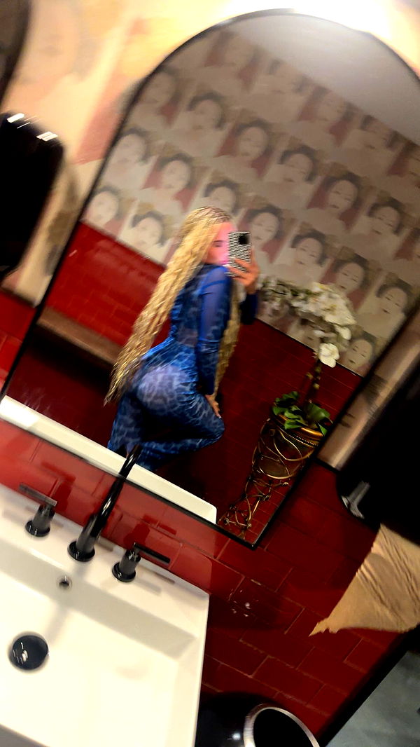 ellieblue2842 image ~ Altpins