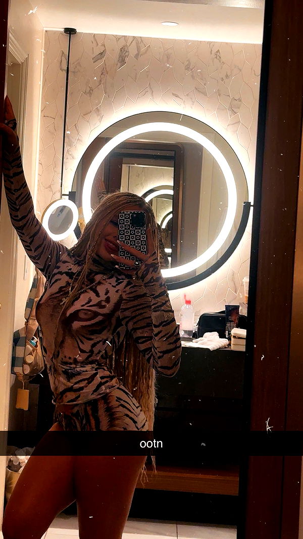 ellieblue2842 image ~ Altpins