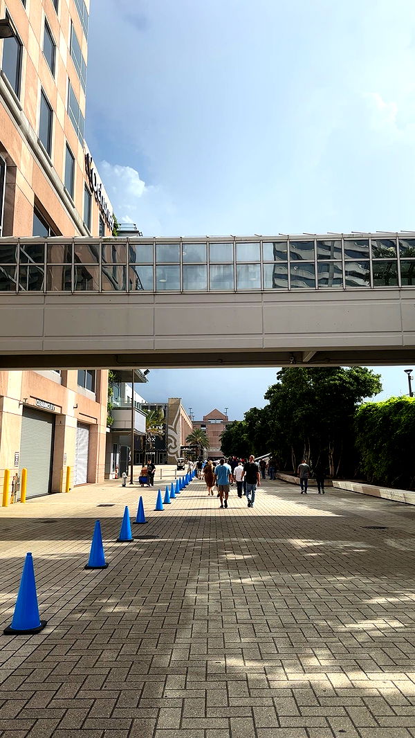 ellieblue2842 image ~ Altpins