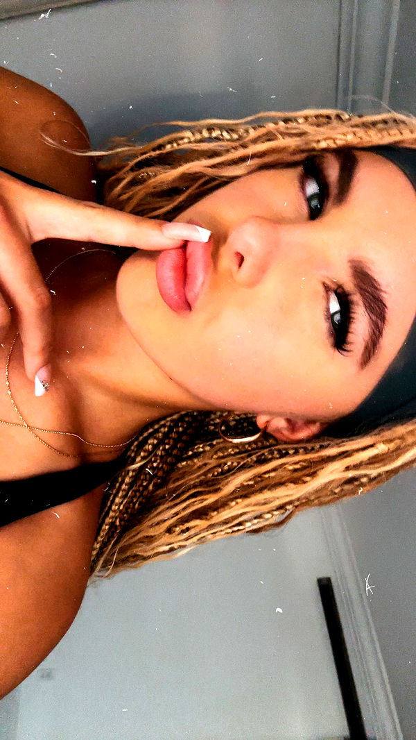 ellieblue2842 image ~ Altpins