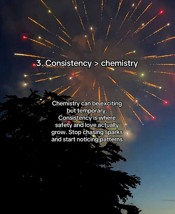 ellieblue2842 image ~ Altpins