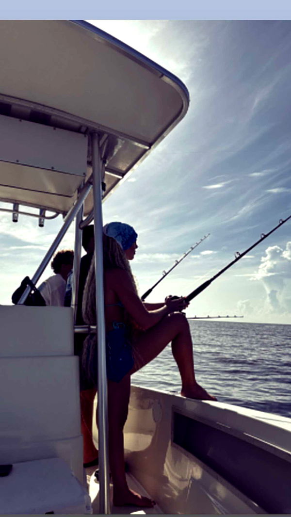 ellieblue2842 image ~ Altpins