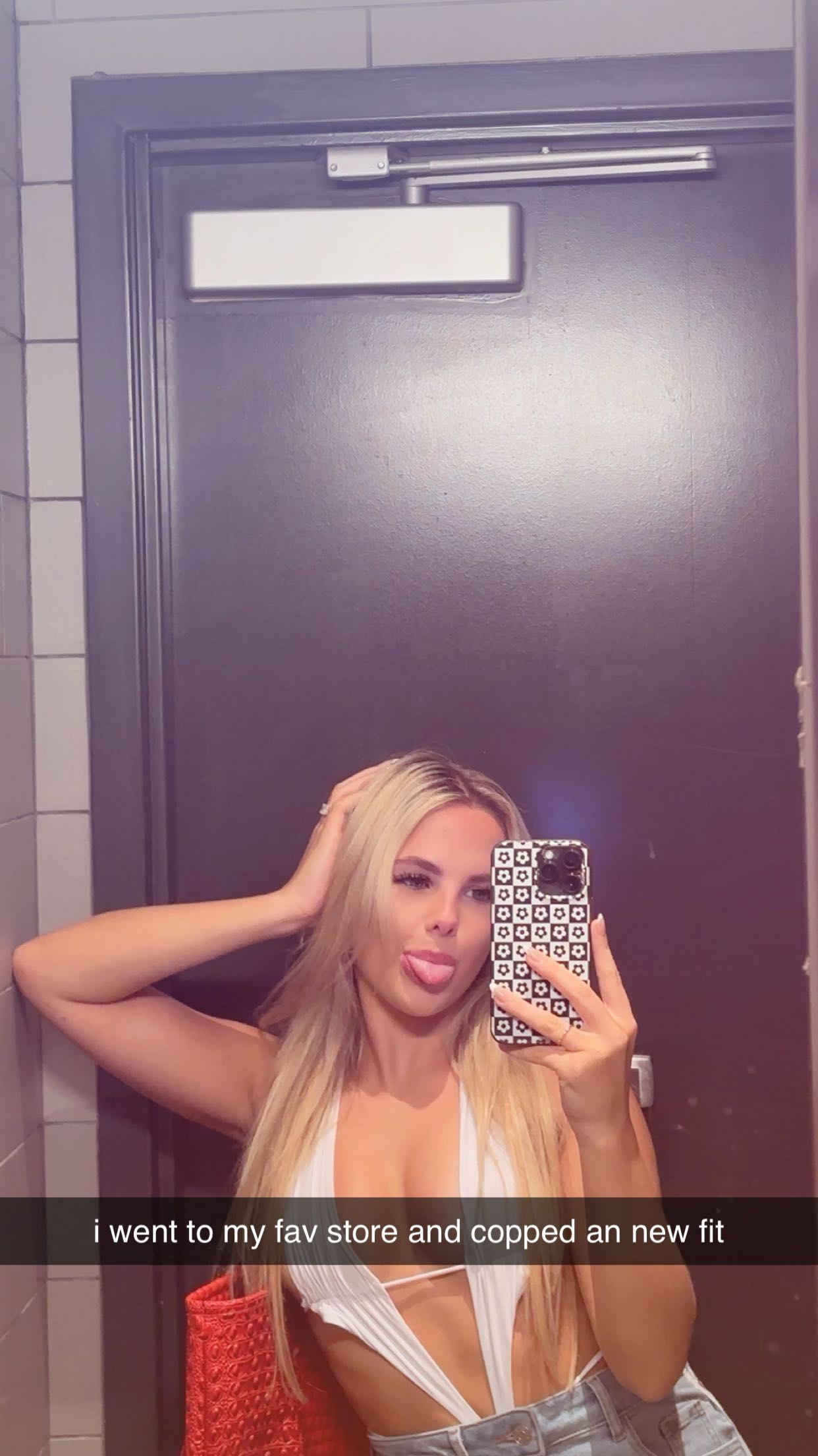 ellieblue2842 snapchat image archive image