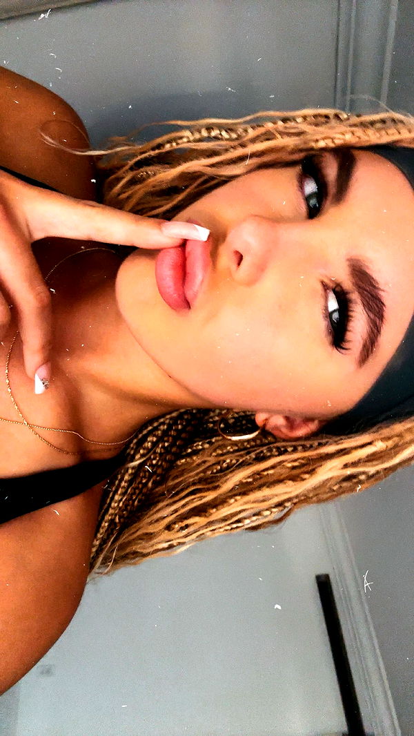 ellieblue2842 image ~ Altpins