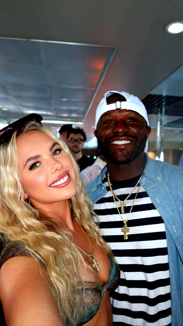 ellieblue2842 image ~ Altpins