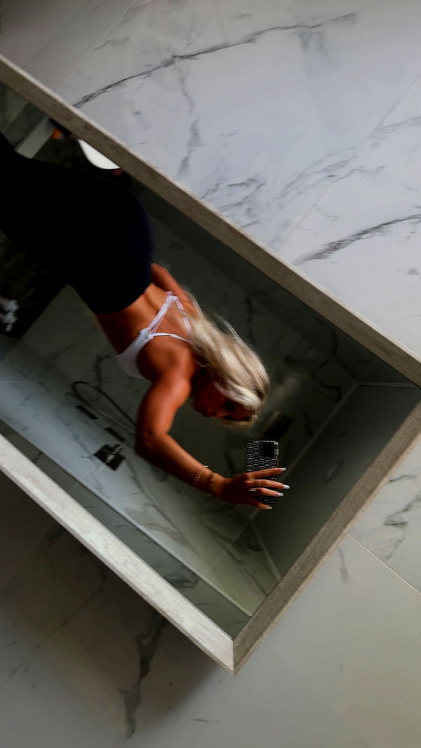 ellieblue2842 image ~ Altpins