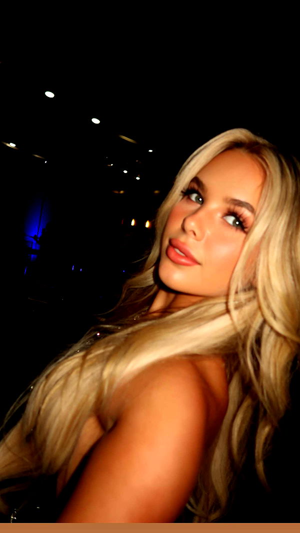 ellieblue2842 image ~ Altpins