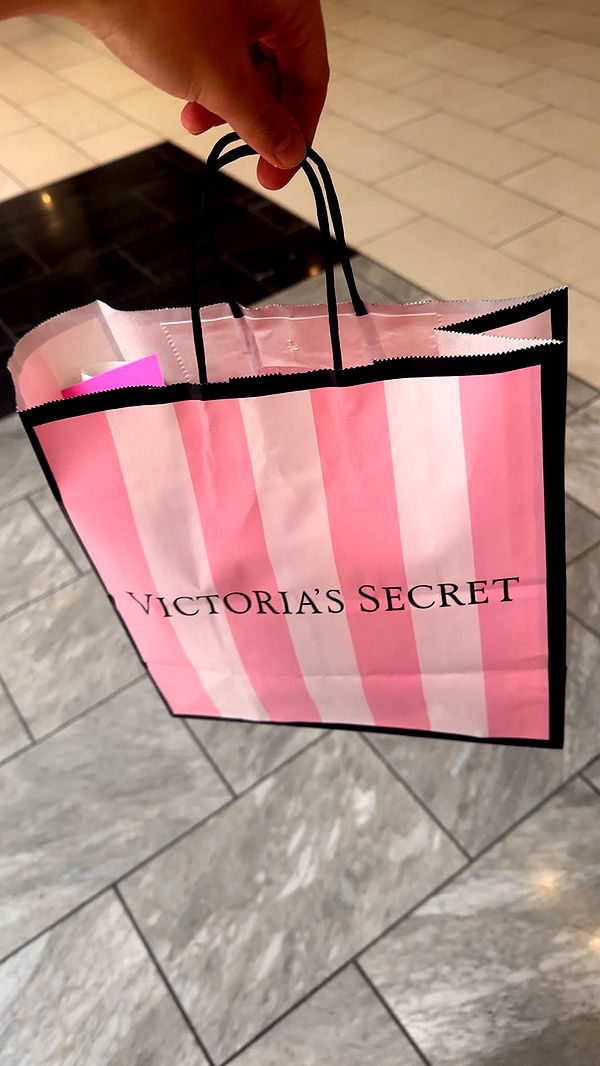 ellieblue2842 image ~ Altpins