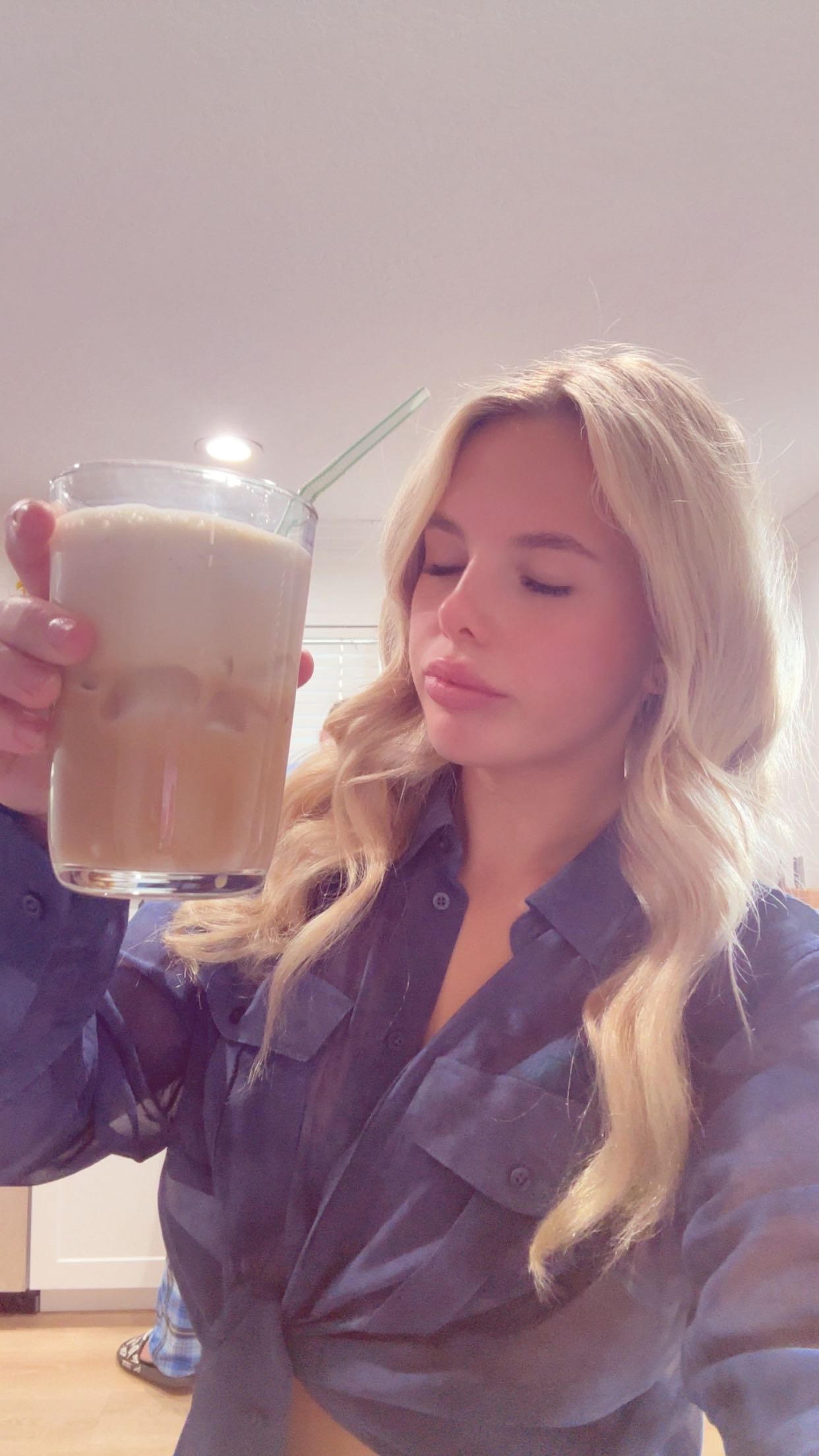 ellieblue2842 snapchat image archive image