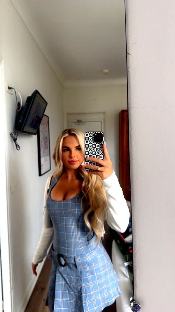 ellieblue2842 image ~ Altpins