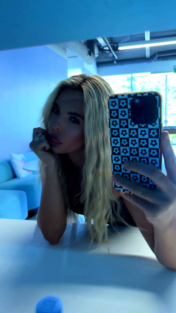 ellieblue2842 image ~ Altpins