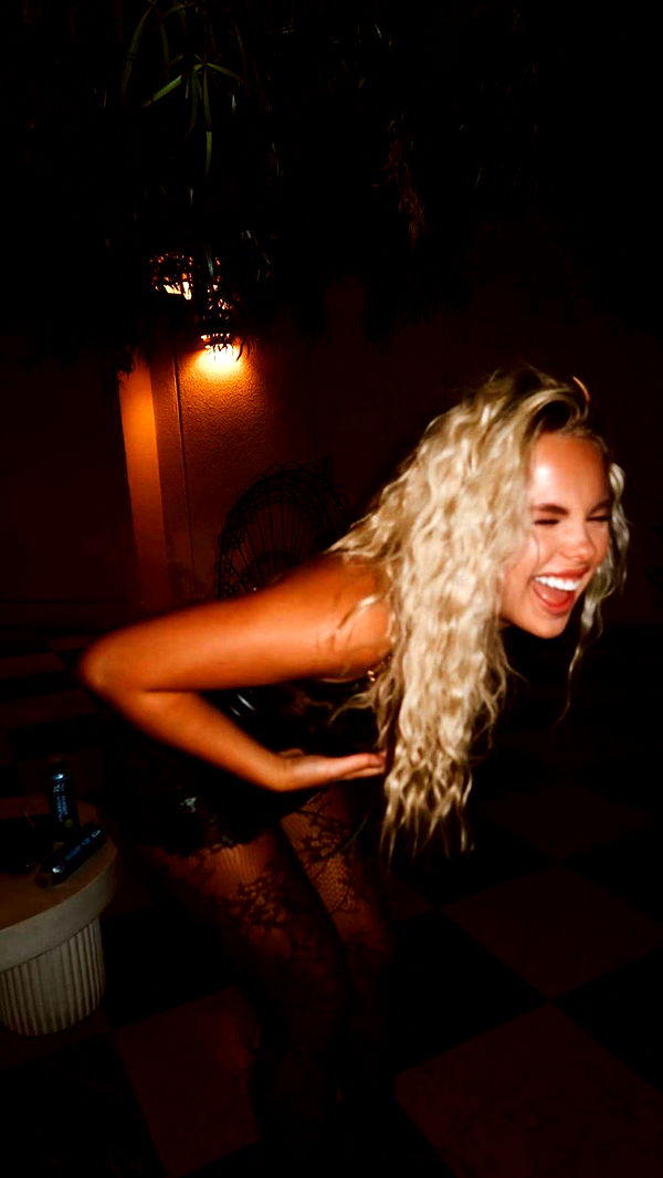 ellieblue2842 image ~ Altpins