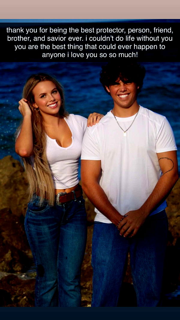 ellieblue2842 image ~ Altpins