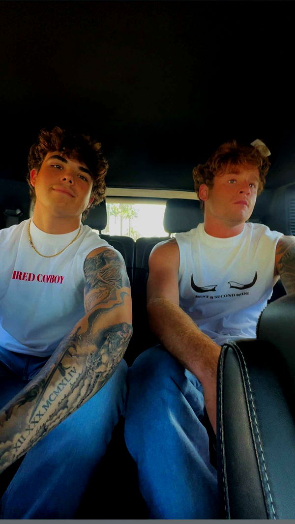 ellieblue2842 image ~ Altpins