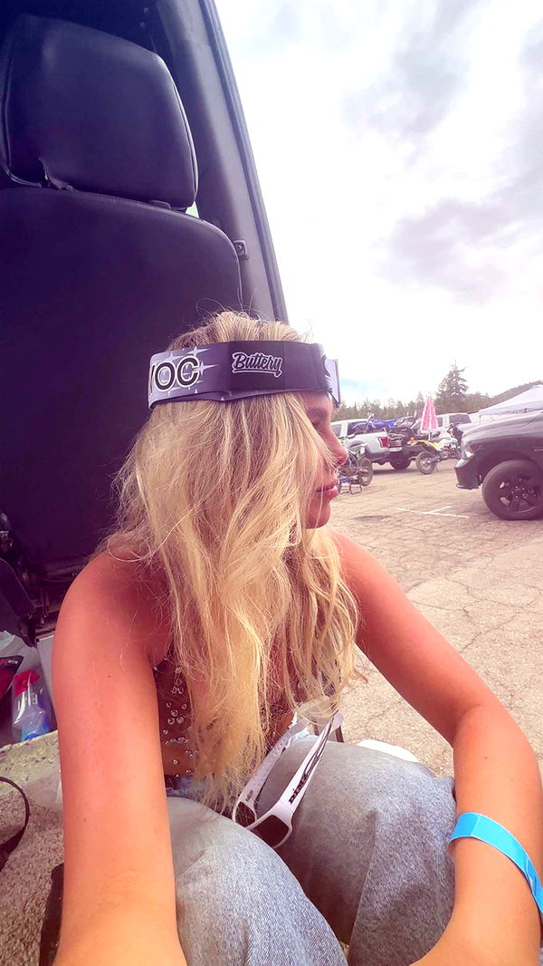 ellieblue2842 image ~ Altpins