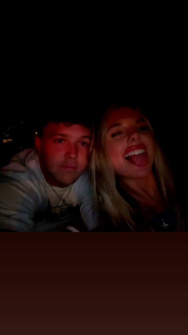 ellieblue2842 image ~ Altpins