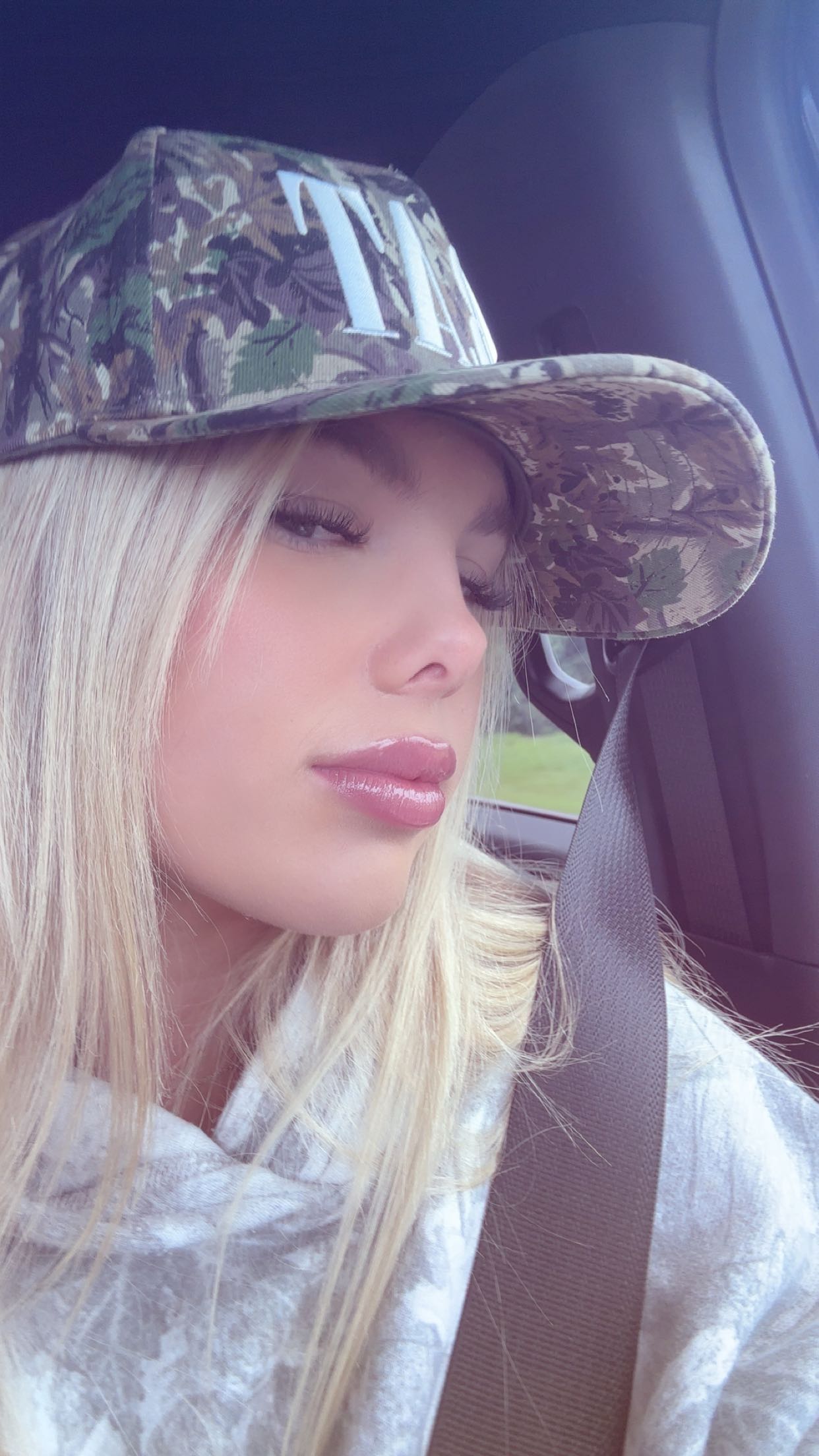 ellieblue2842 snapchat image archive image