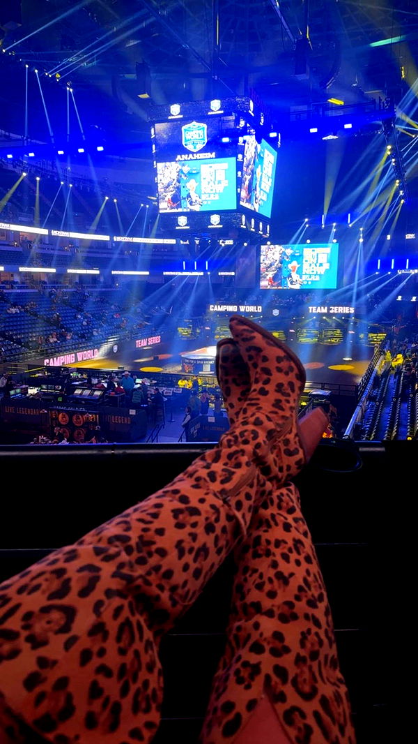 ellieblue2842 image ~ Altpins