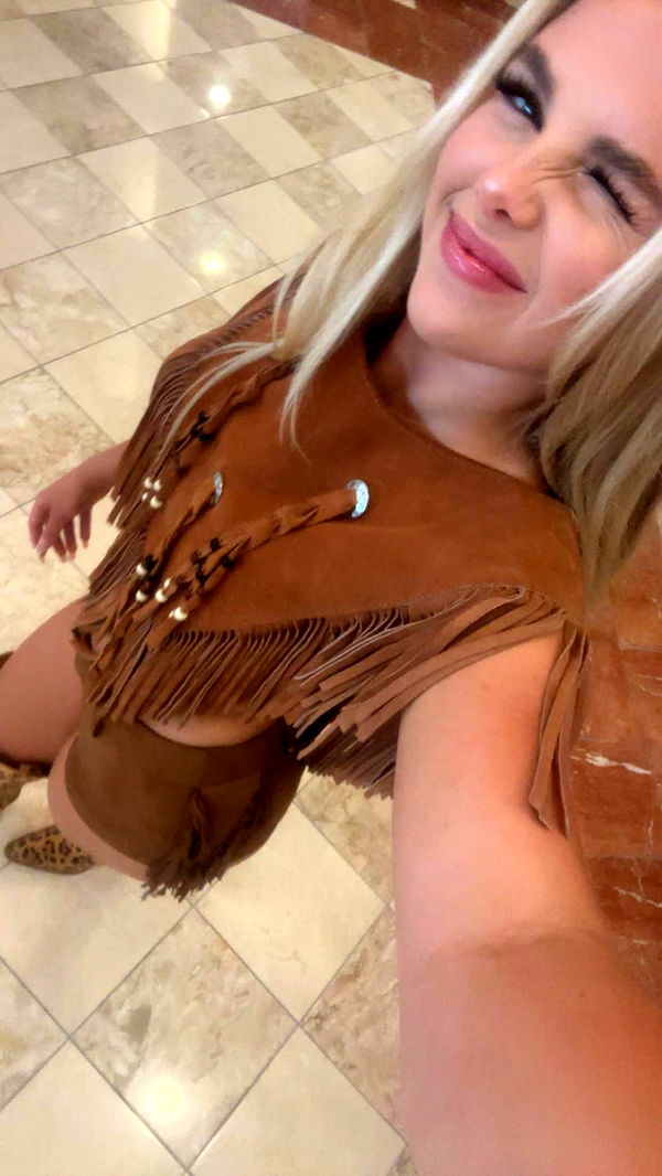 ellieblue2842 image ~ Altpins